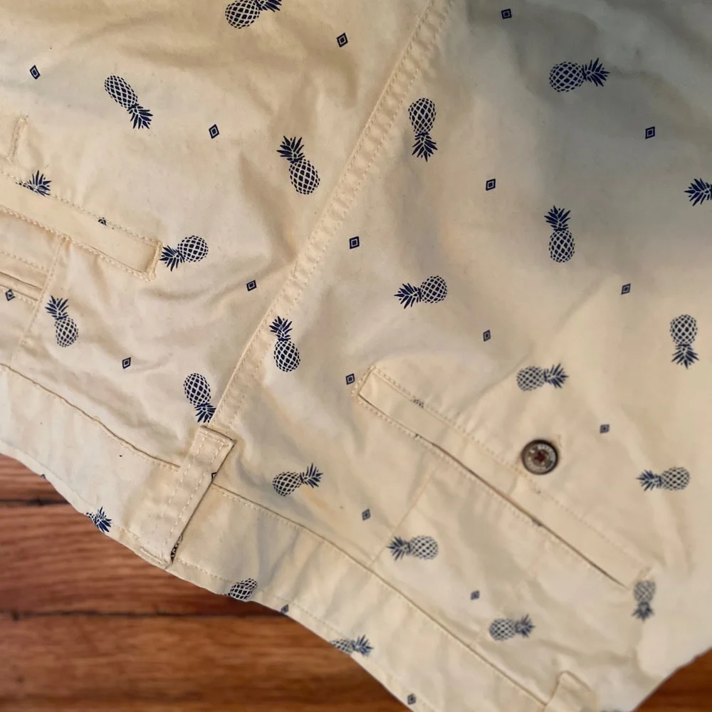 NWT Men shorts. - Picture 6 of 8